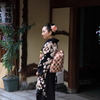 美女のうしろ姿