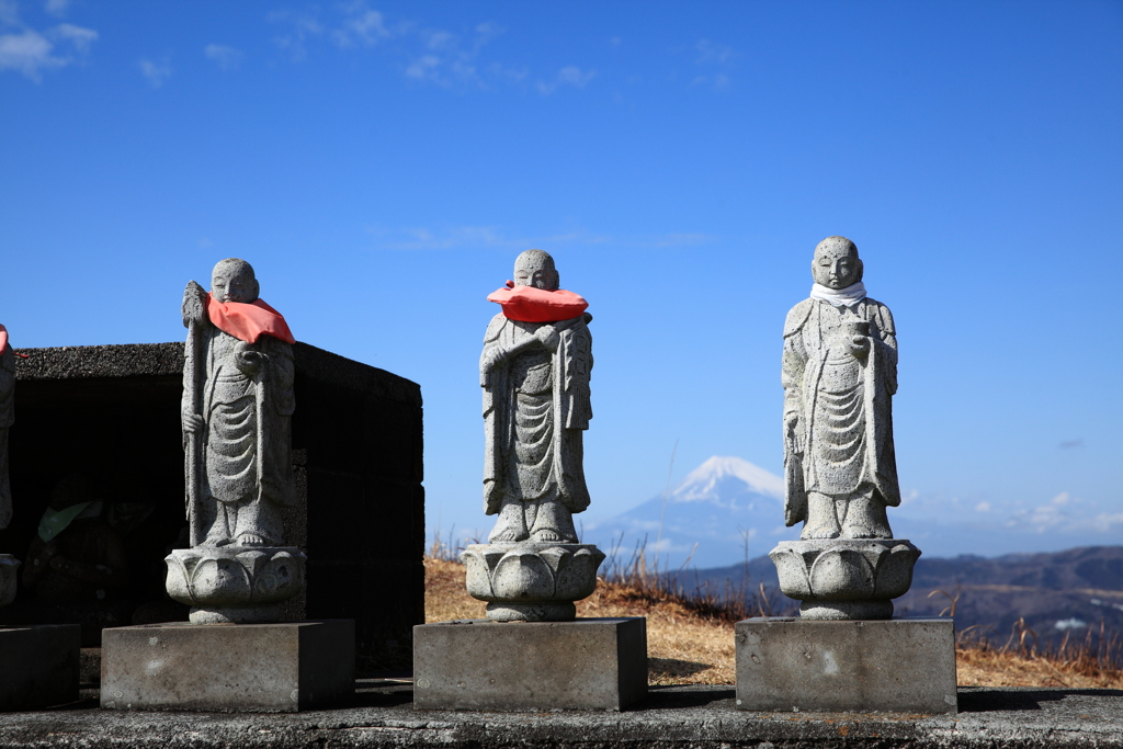 山頂の地蔵さん