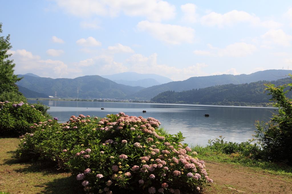 伝説の余呉湖