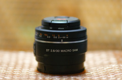 DT 30mm F2.8 Macro SAM SAL30M28