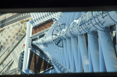 ガラス床からの景色