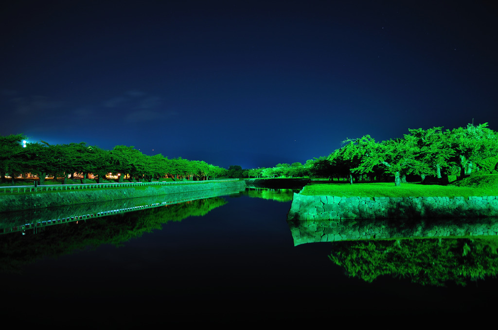 夜の五稜郭公園