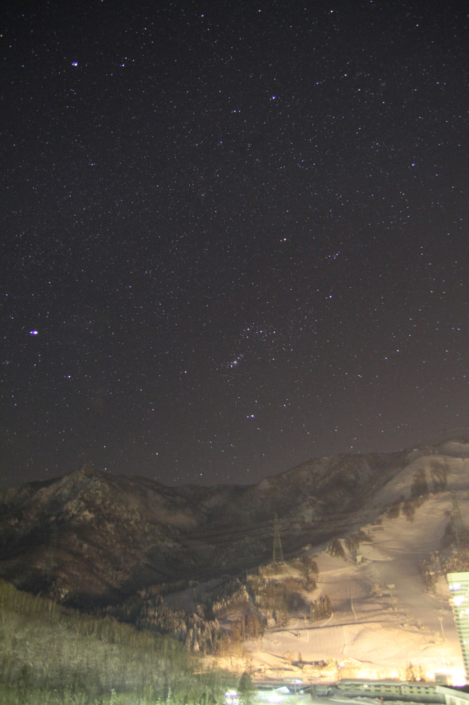 窓から見える星空