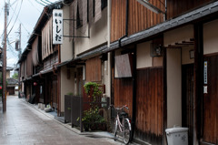 いえいえいえいいえ家