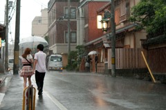 雨　二人で