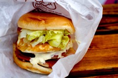 big manのベーコンエッグバーガー