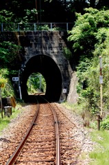 先に続く生活の音。