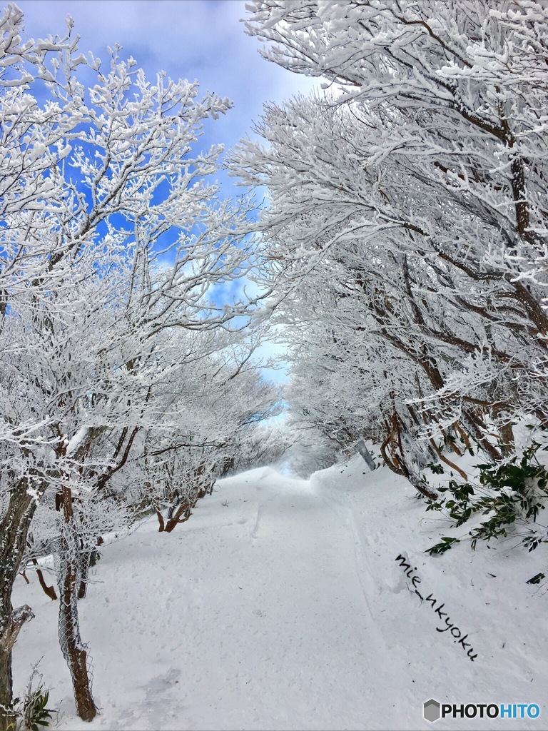 一瞬の青空