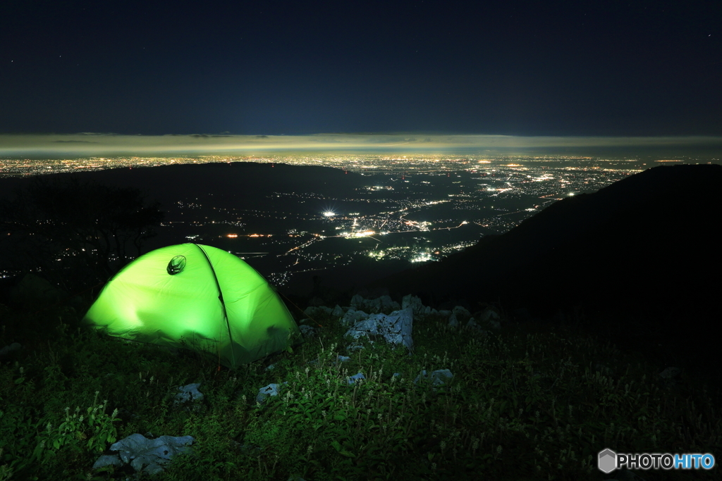 テント泊で夜景