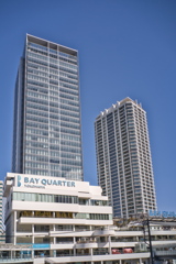 横浜駅前（東口）