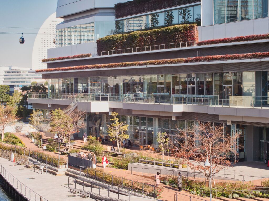 横浜市役所内の商業施設