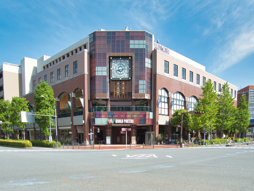 時計のある建物