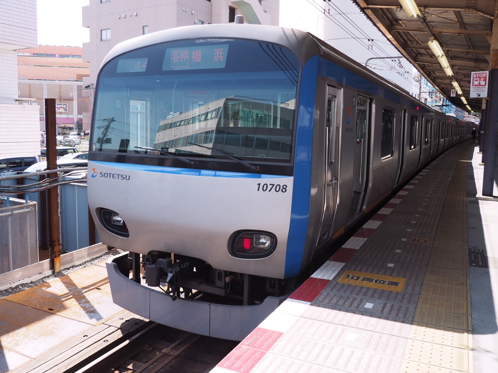 相鉄海老名駅 横浜行「各停」10708