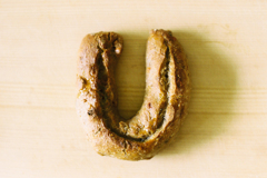 U