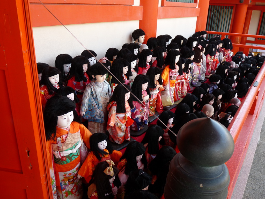 黒髪の・・・