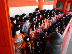 黒髪の・・・