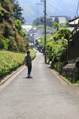 下り行き先へ上る