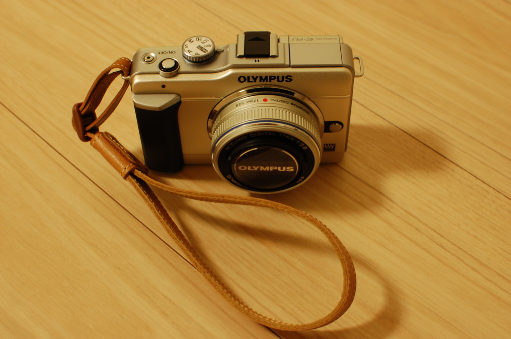 OLYMPUS PEN Lite (E-PL1)