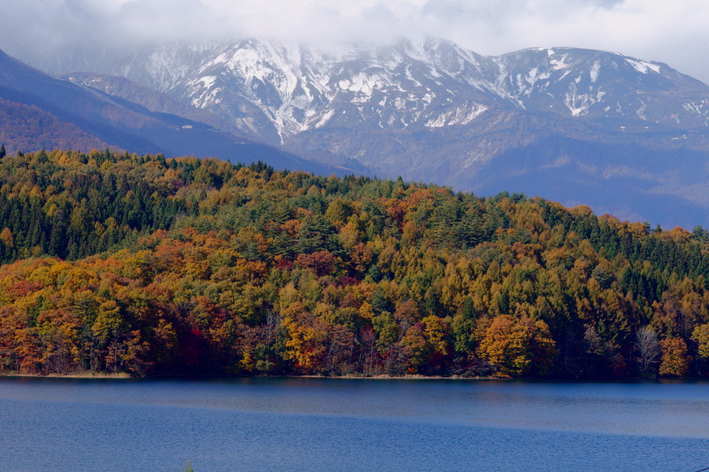 青木湖の秋