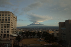向こうの富士山