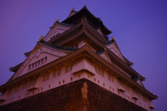 夜明けの大阪城