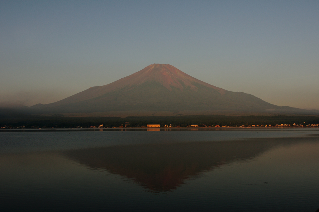 早朝の富士