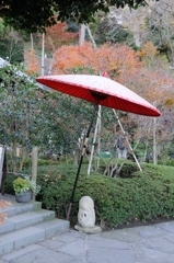 お地蔵さんと傘