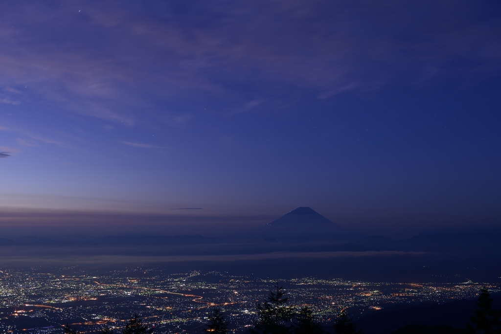 夜明けの蒼刻