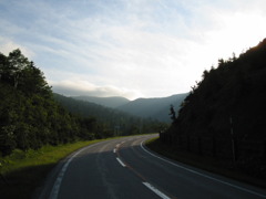 藻琴山への道