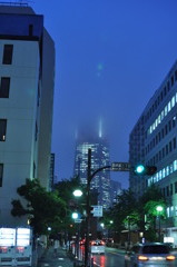 霞むランドマーク