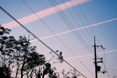 ３連飛行機雲