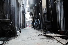 #06 Back alley