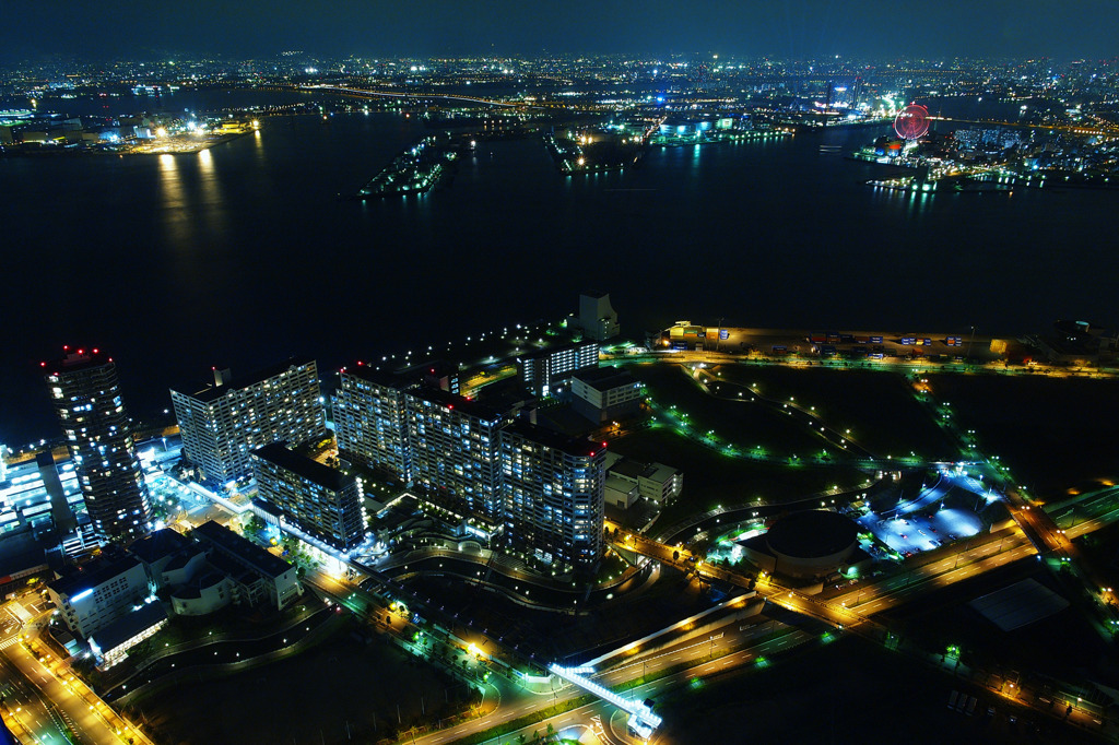 Jeweled Bay City