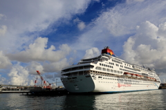 #09 Luxurious Cruise