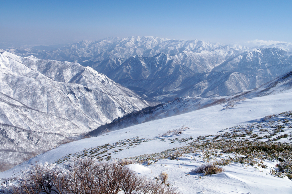 平標山から谷川連峰