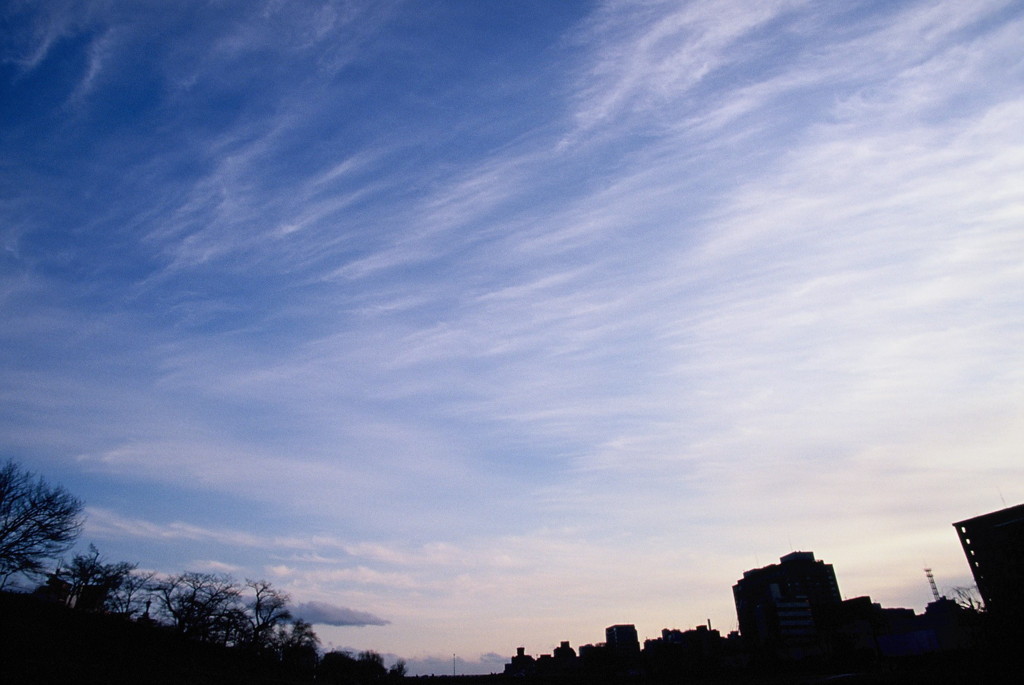あしたに続く空