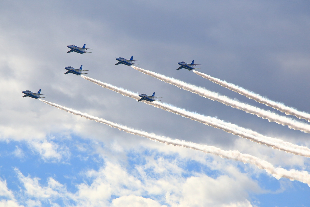 入間航空祭2025　ブルーインパルス