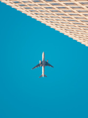 矢印×ビルディング