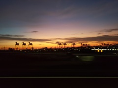 工業地帯の夜明け