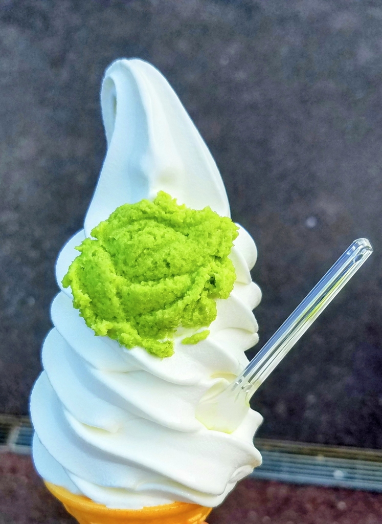 斬新なワサビソフトクリーム