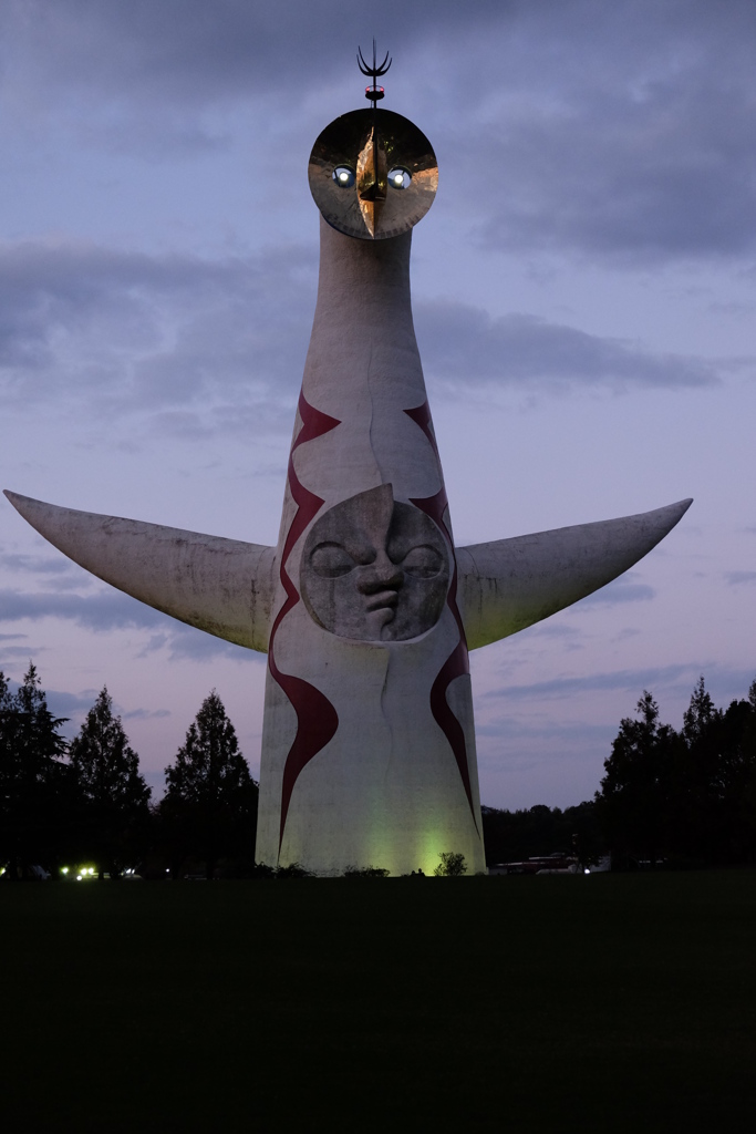 2014年11月の太陽の塔