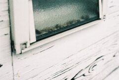 磨りガラスの向こう