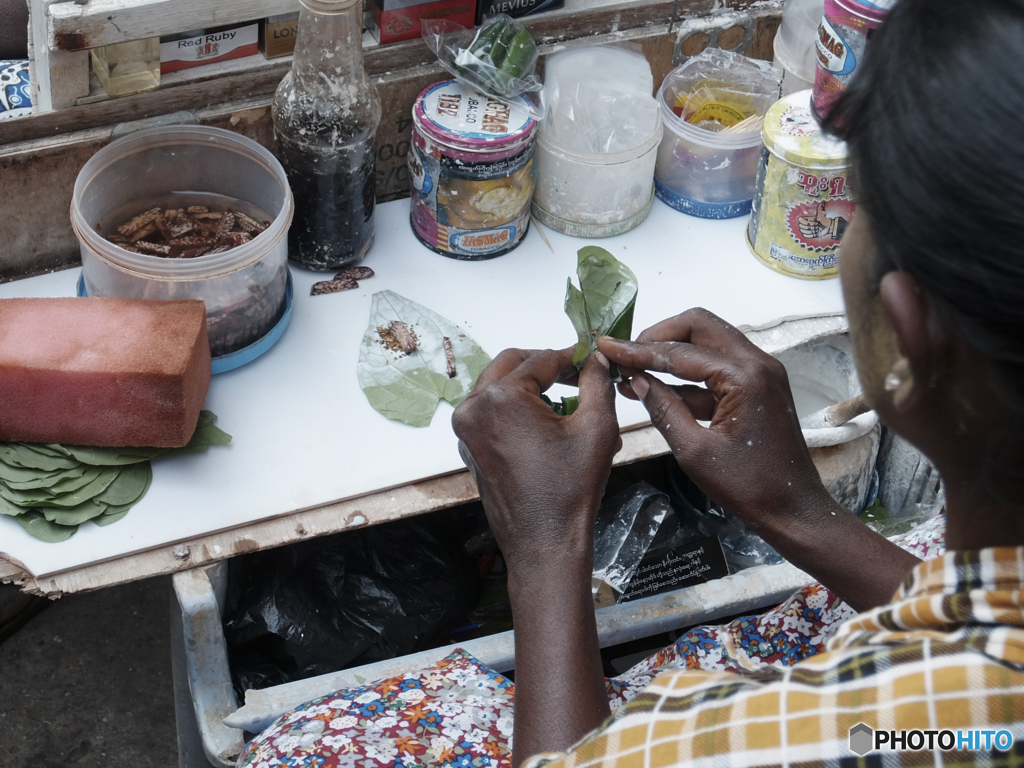 ばっちゃのビンロ作り