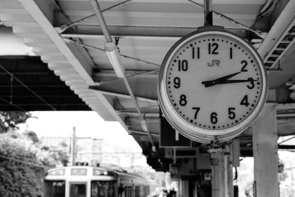 それは、いつかの2時過ぎ