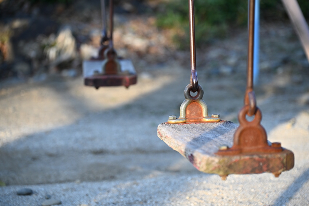 神社のブランコ_０２