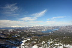 桧原湖と飯豊連峰