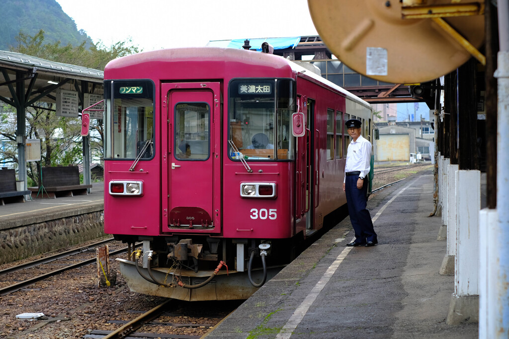 郡上八幡駅(長良川鉄道)