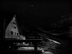 星降る山小屋