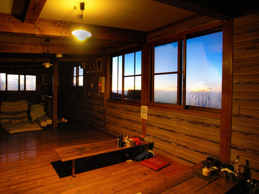 山小屋のぬくもり