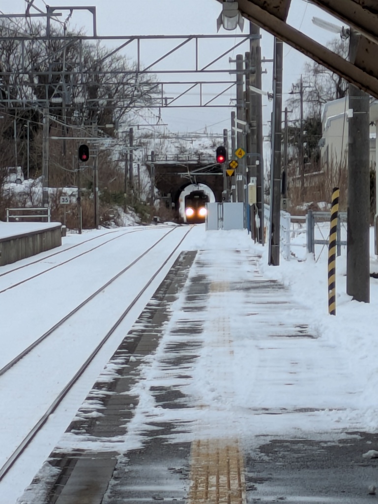 JR七尾線（宝達駅）
